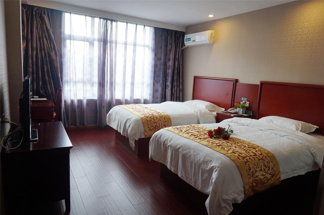Greentree Inn Zhengzhou Xinzheng City Longhu Town Xiangyun Road Express Hotel Ngoại thất bức ảnh