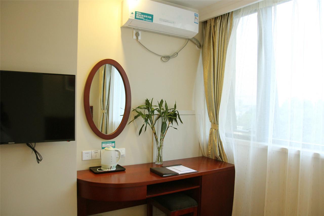 Greentree Inn Zhengzhou Xinzheng City Longhu Town Xiangyun Road Express Hotel Ngoại thất bức ảnh